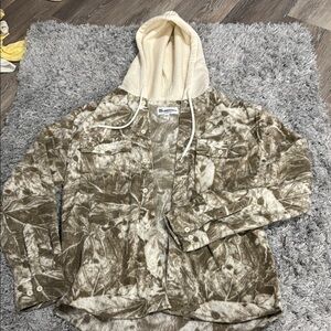 No Boundaries fleece camo hoodie